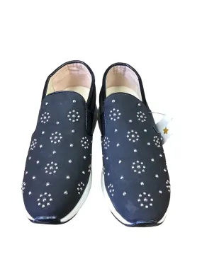 Black Shoes Sneakers Clothes Mentor, Size 7