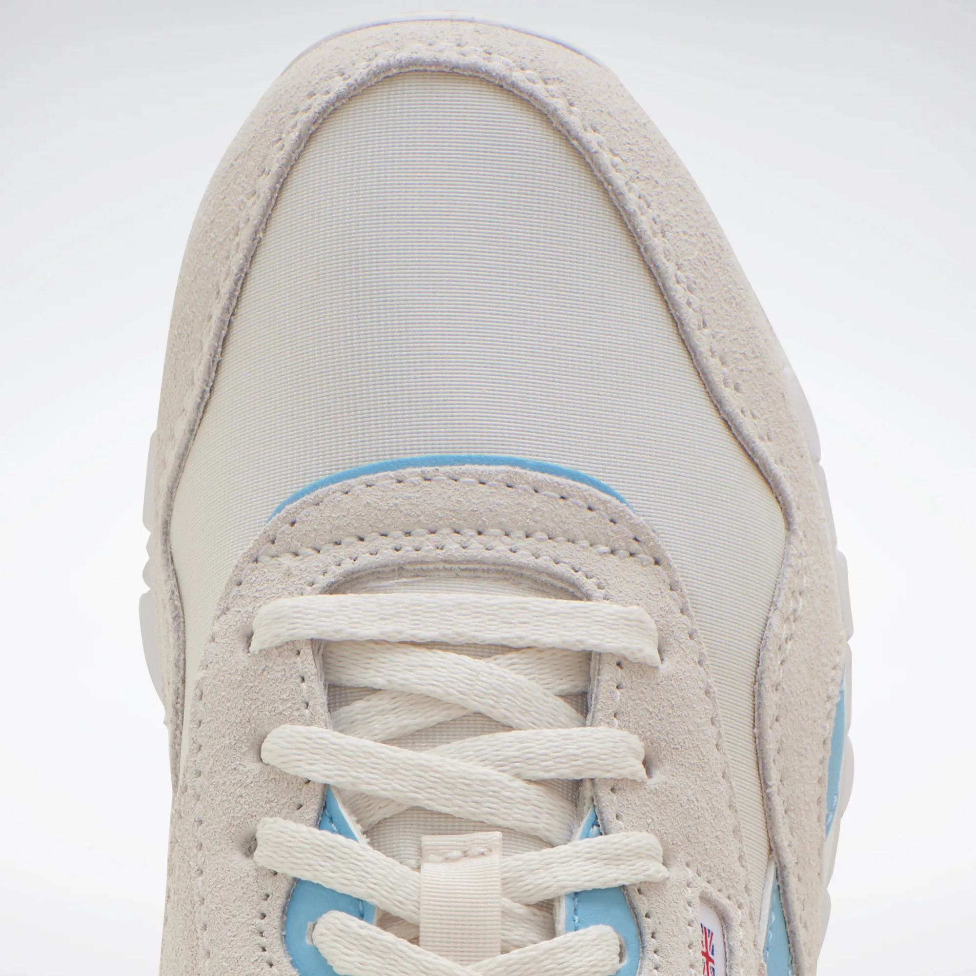 Classic Nylon Chalk/Blue Pearl/White