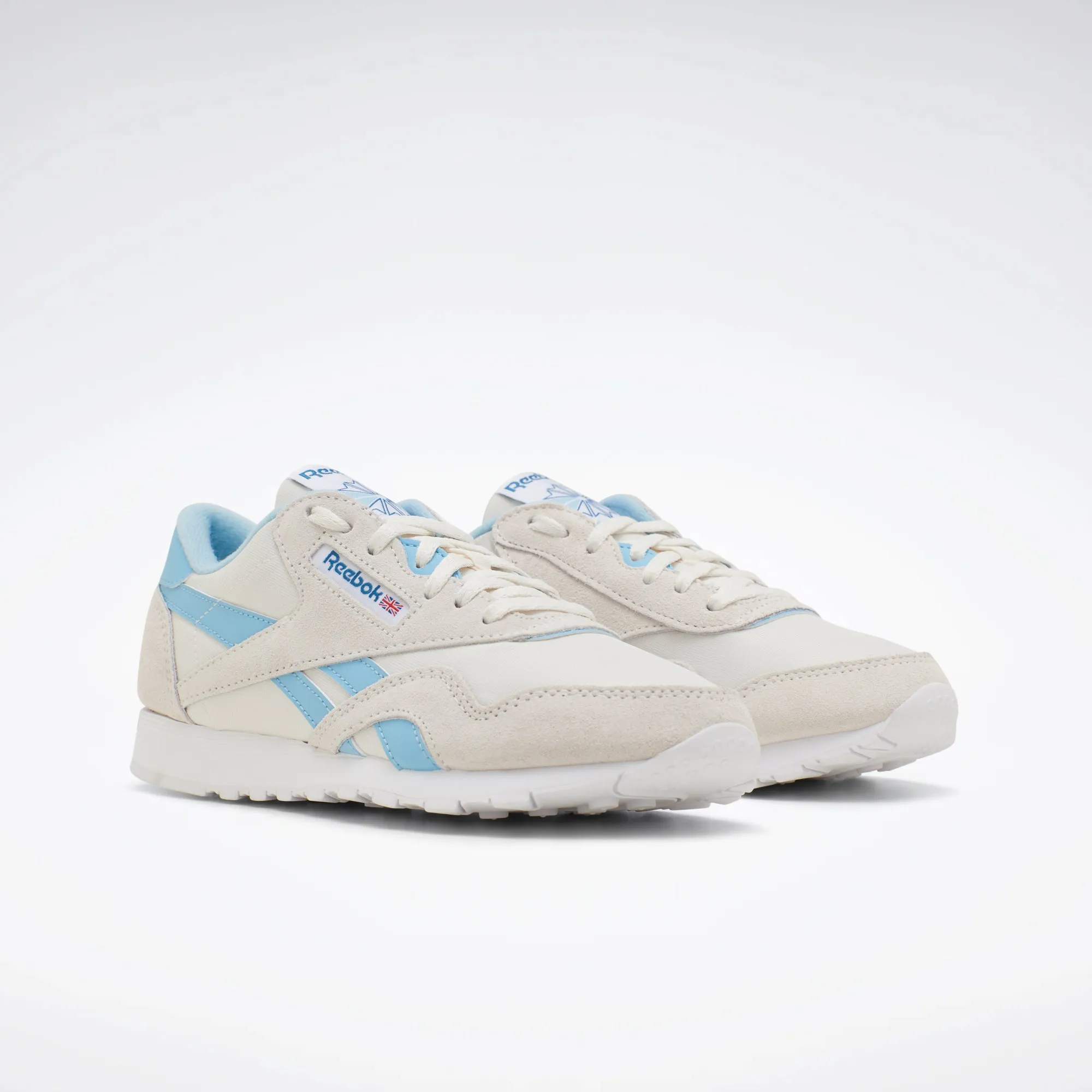 Classic Nylon Chalk/Blue Pearl/White