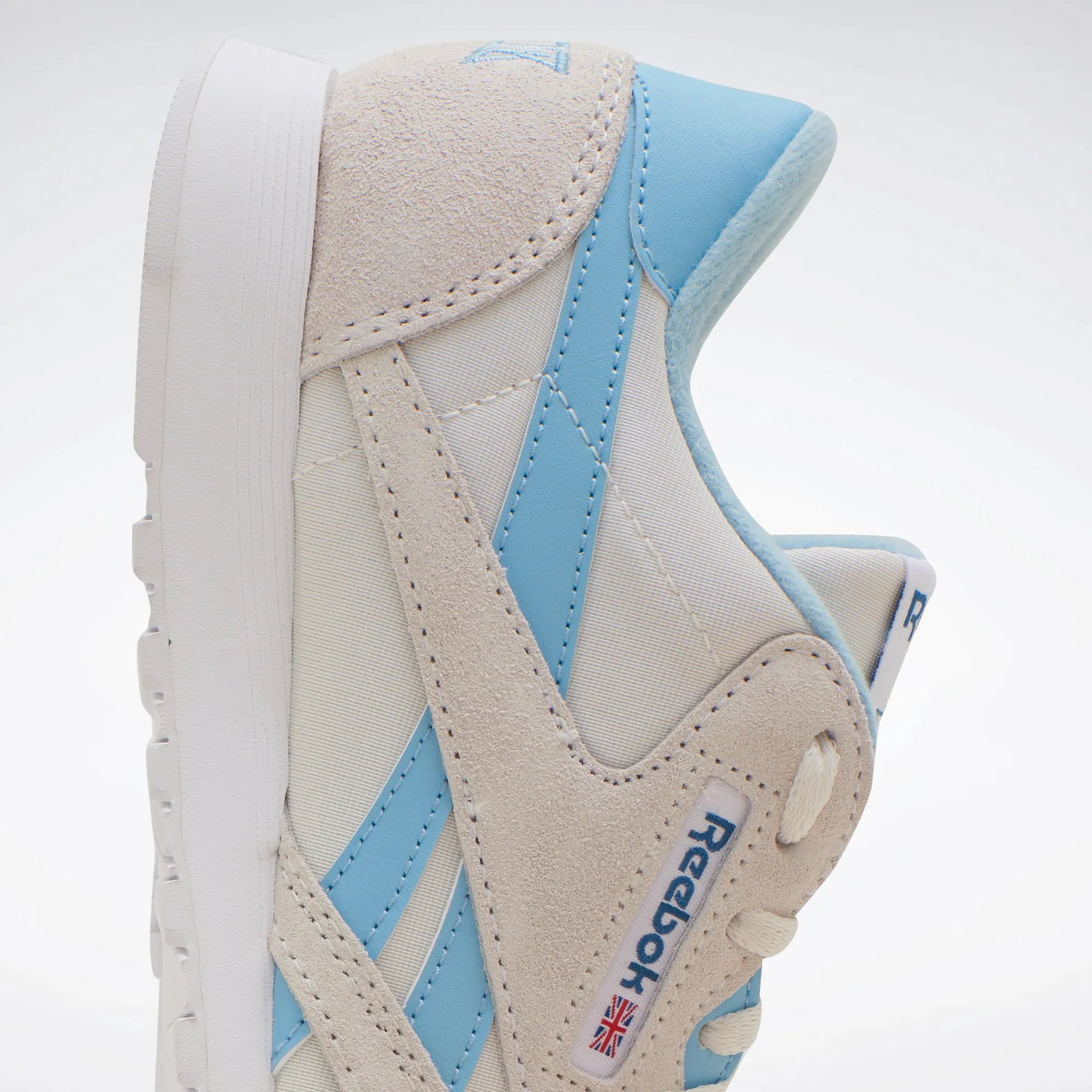 Classic Nylon Chalk/Blue Pearl/White